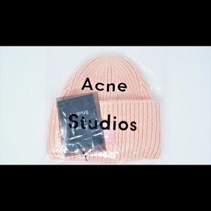 Acne Studios Pansy Beanie